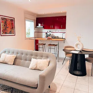 Elegant T2 - Parking -aeroport-airbus- Meett Appartement